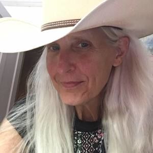 Meet your Posher, Kathryn